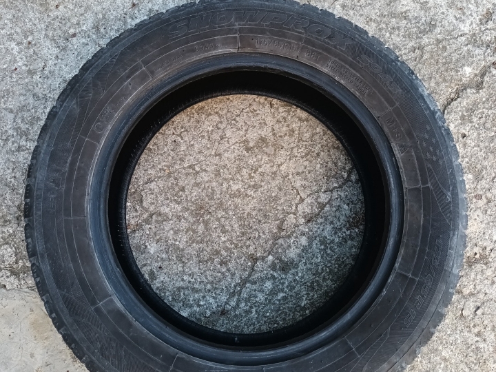 Zimske gume Toyo 175/65/R15