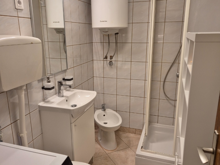 Najam-garsonijera na Donjoj Drenovi