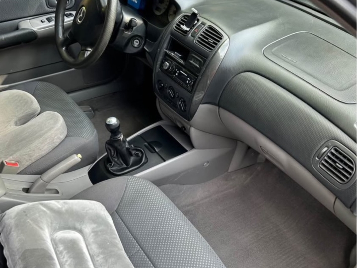 Mazda 323F, 2003. reg. do 4/2027. god.