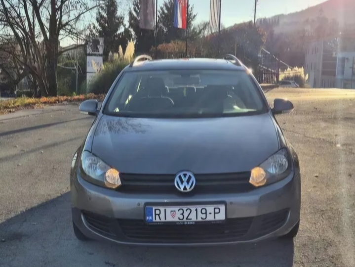 VW Golf 6, 1.6tdi, 2013. god.