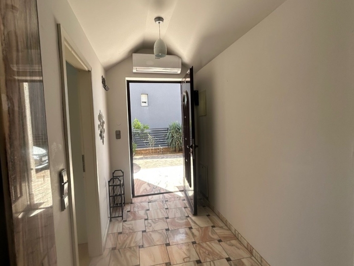 Iznajmljuje se namješten stan 45 m²