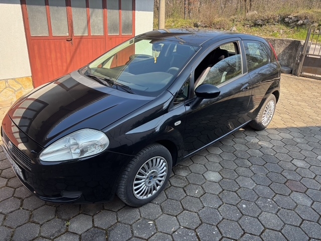 Fiat Grande Punto 1.4, 2006. g., klima