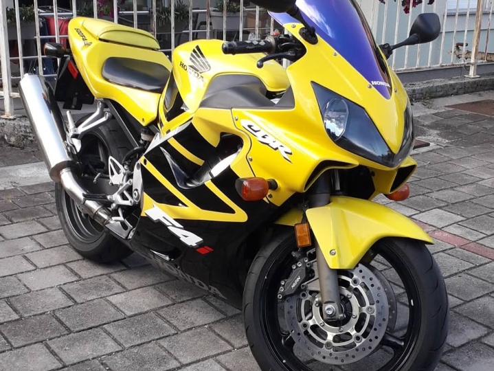 Honda CBR 600 F4i