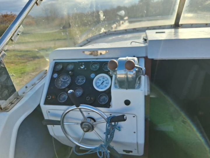 Bora 2 cabin