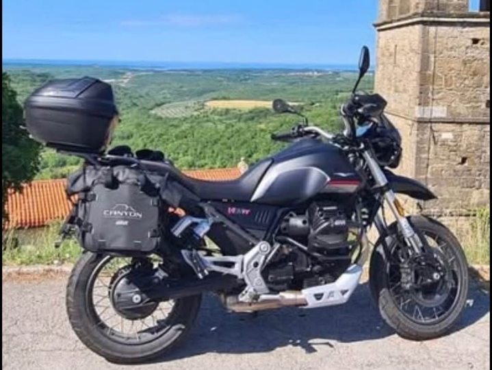 Moto Guzzi V85 TT