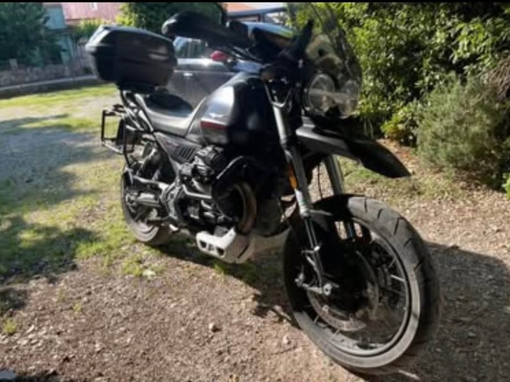Moto Guzzi V85 TT
