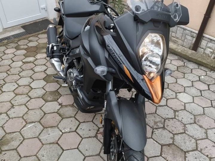 Suzuki Vstrom xt 650