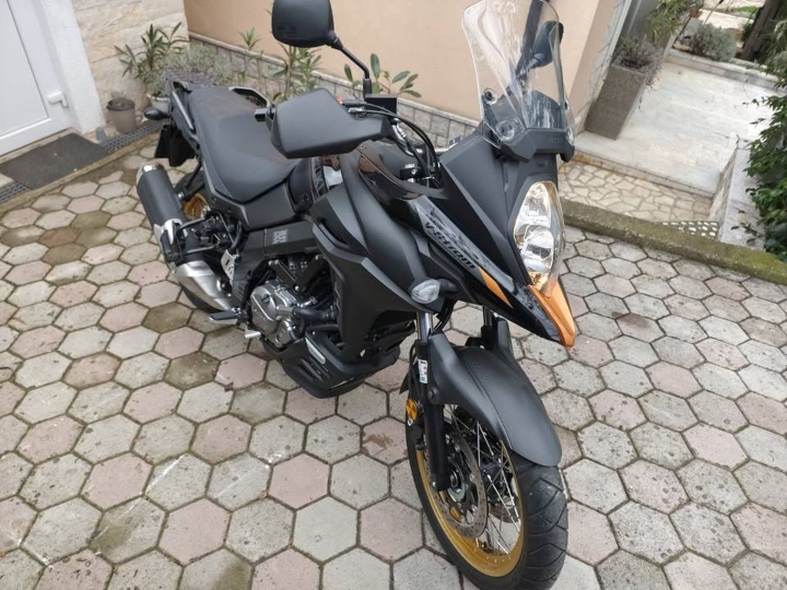 Suzuki Vstrom xt 650