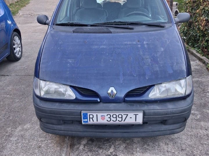 Renault scenic