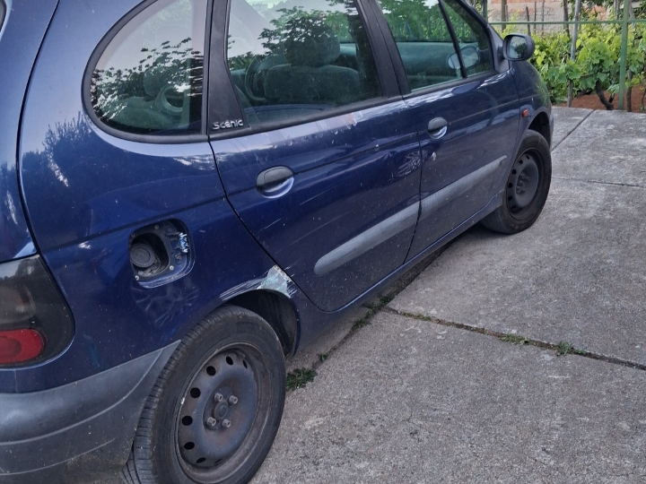 Renault scenic