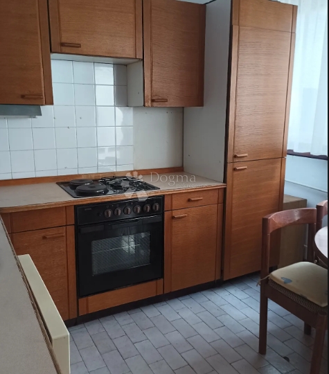 Rijeka, Turnić, 1S+DB – odličan raspored i lokacija