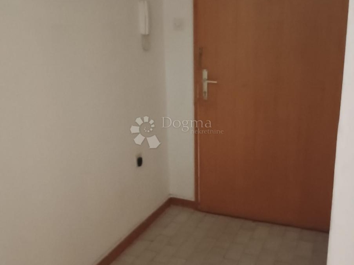 Rijeka, Turnić, 1S+DB – odličan raspored i lokacija