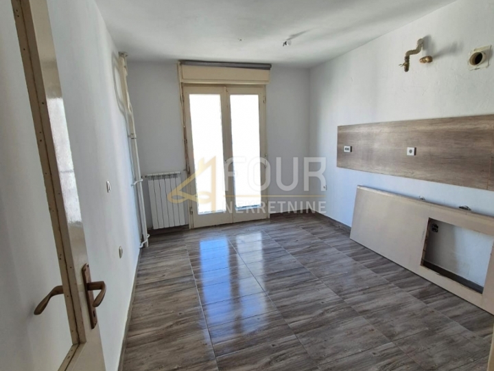 Rijeka, Krimeja, 80.48m2, 3Skl., lođa