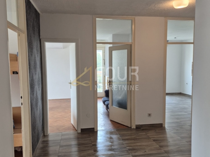 Rijeka, Krimeja, 80.48m2, 3Skl., lođa