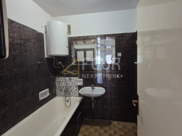 Rijeka, Krimeja, 80.48m2, 3Skl., lođa