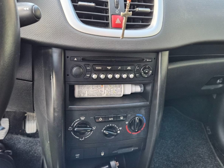Peugeot 207 1.6 hdi 80 kw