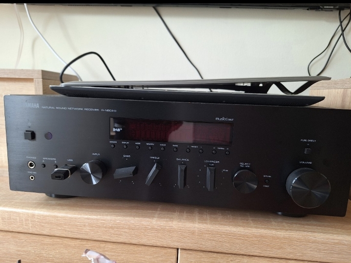 Yamaha RN803 D