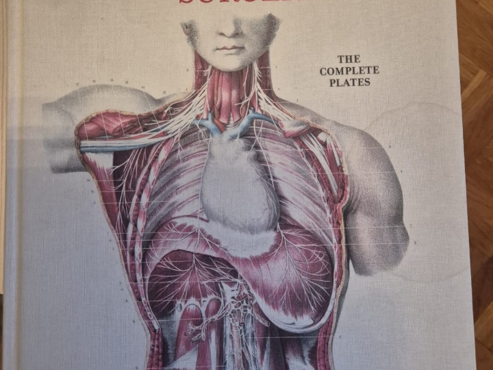 Medicinske stručne knjige i atlas