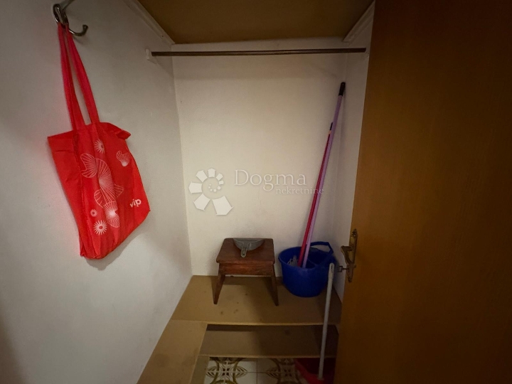 Samo u Dogmi, stan s vrtom, garažom i natkrivenim parkingom