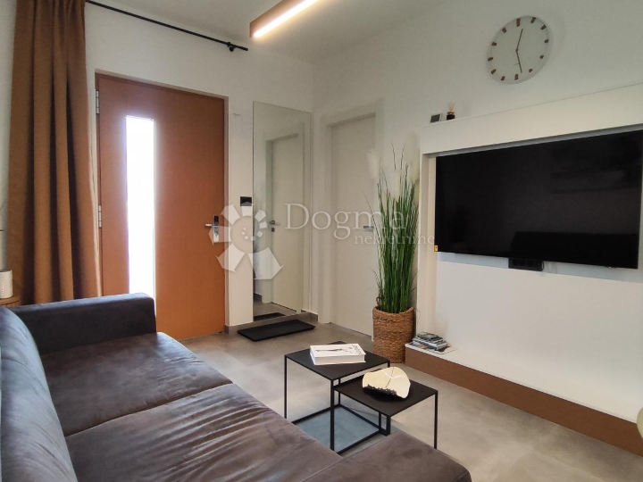 Top apartman Jadranovo