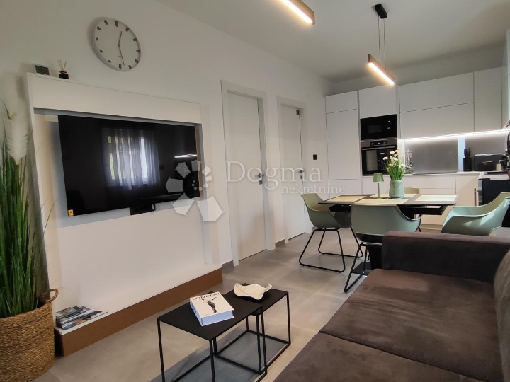 Top apartman Jadranovo