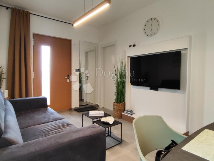Top apartman Jadranovo