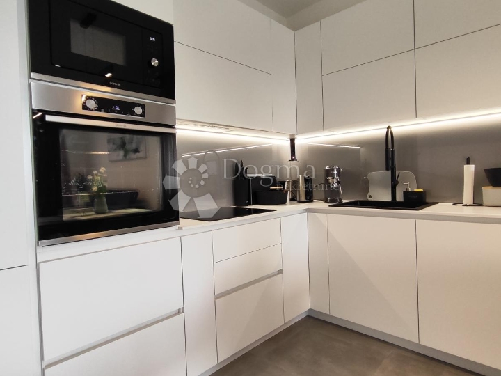 Top apartman Jadranovo
