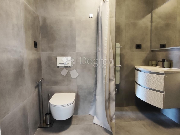Top apartman Jadranovo