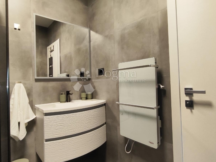 Top apartman Jadranovo