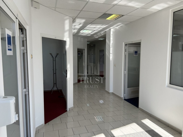 Škurinje, poslovni prostor za prodaju