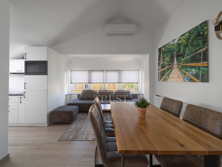 Opatija, Oprič, luksuzna villa 505 m2 s bazenom i pogledom