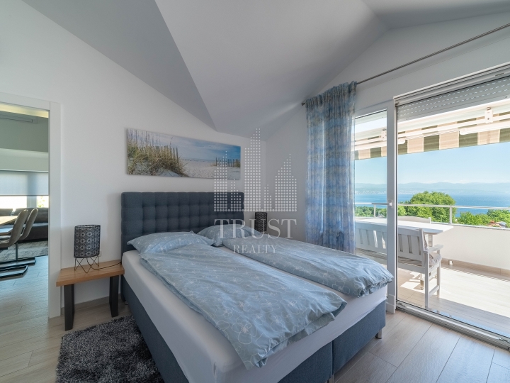 Opatija, Oprič, luksuzna villa 505 m2 s bazenom i pogledom