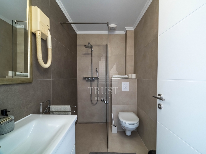Opatija, Oprič, luksuzna villa 505 m2 s bazenom i pogledom