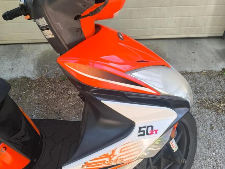 Kymco super 8