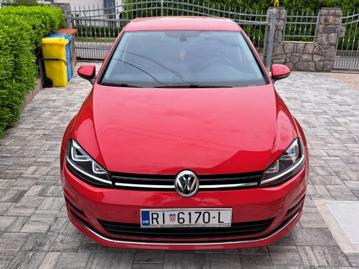 VW Golf 7 hitno!