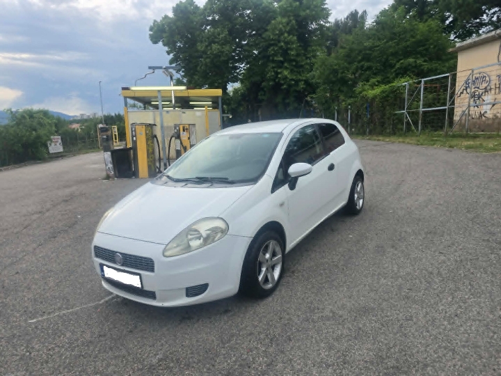 Fiat Punto 1.3 mjet, reg. 5./27.