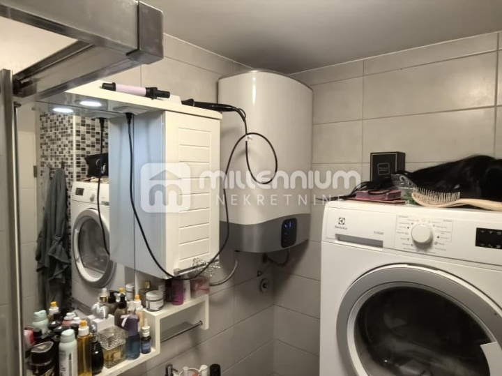 Podmurvice, 33.87m2, uređen i namješten studio apartman