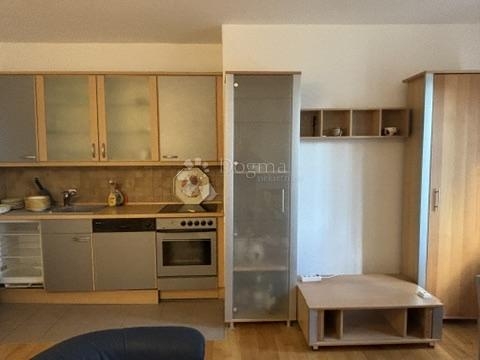 Volosko, 40m2 stan, dugoročan najam