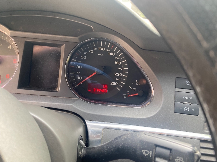 Hitno Audi A6, 2.0 TDI