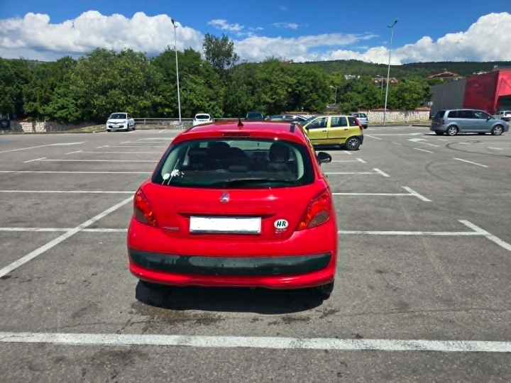 Peugeot 207, 1.4, reg. 1./27.