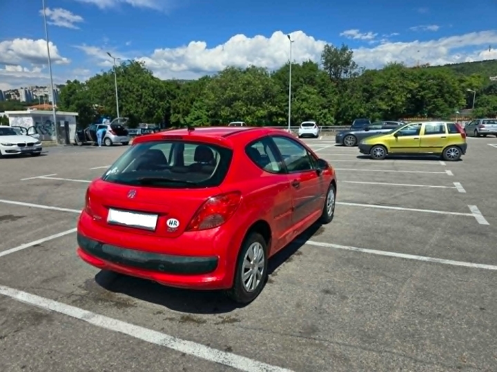 Peugeot 207, 1.4, reg. 1./27.