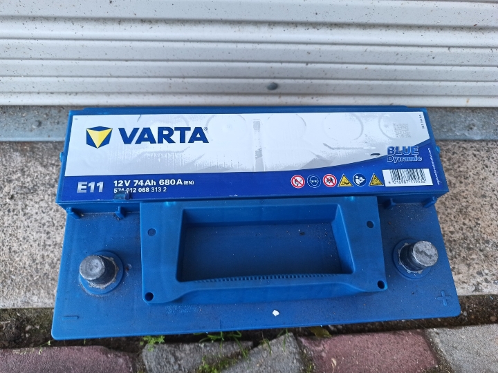 Akumulator Varta 74Ah