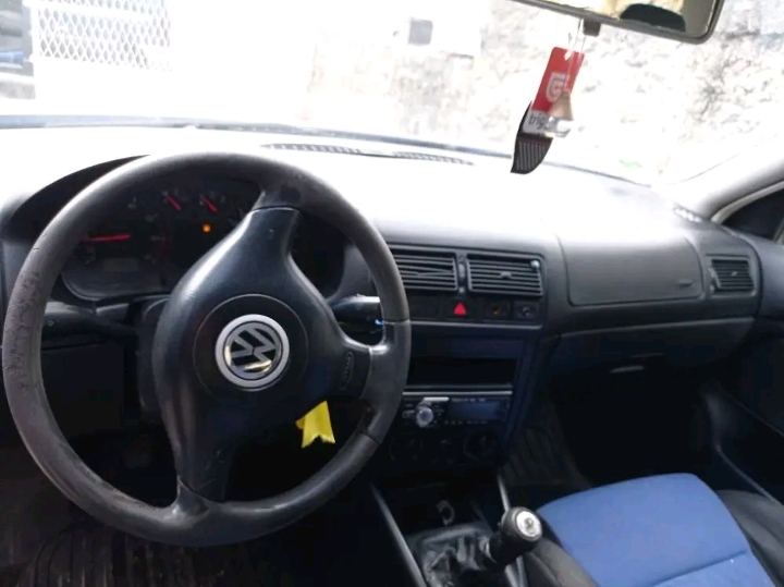 VW Golf 4