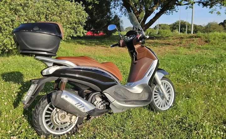 Piaggio Beverly 300