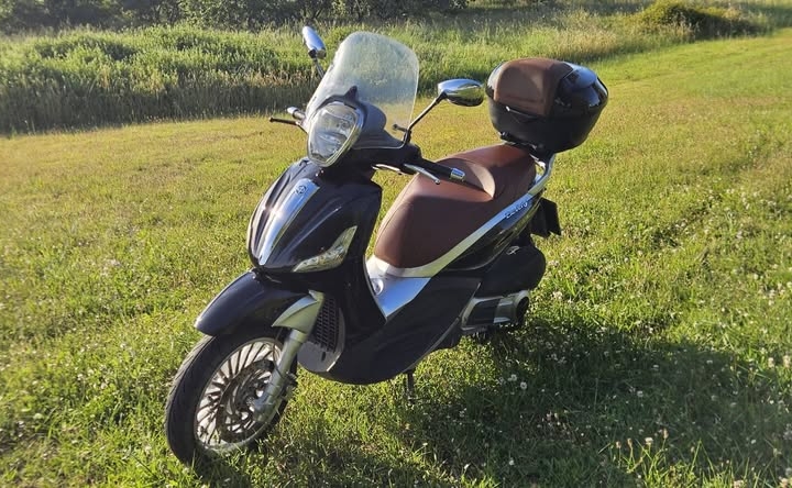 Piaggio Beverly 300