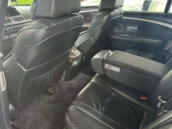 BMW 745d