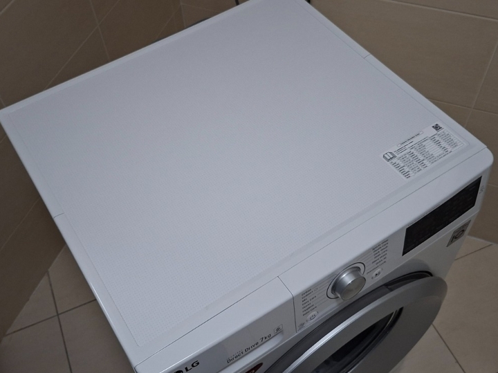 Perilica rublja LG (F4J5QN4W)