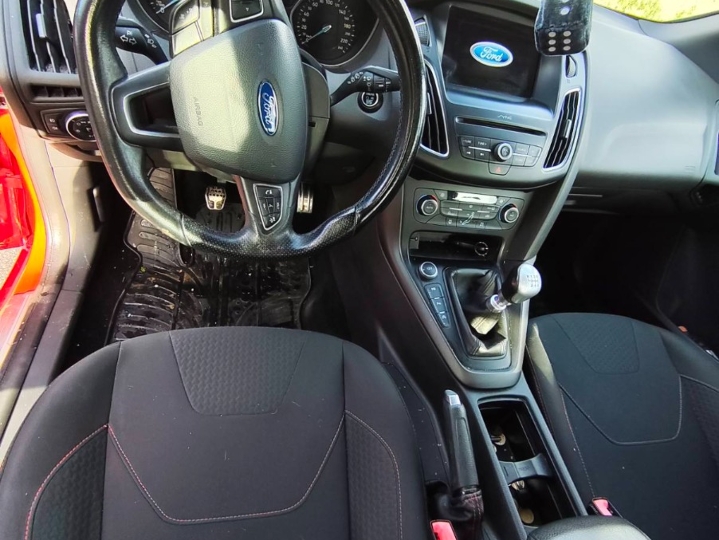 Ford Focus ST-line