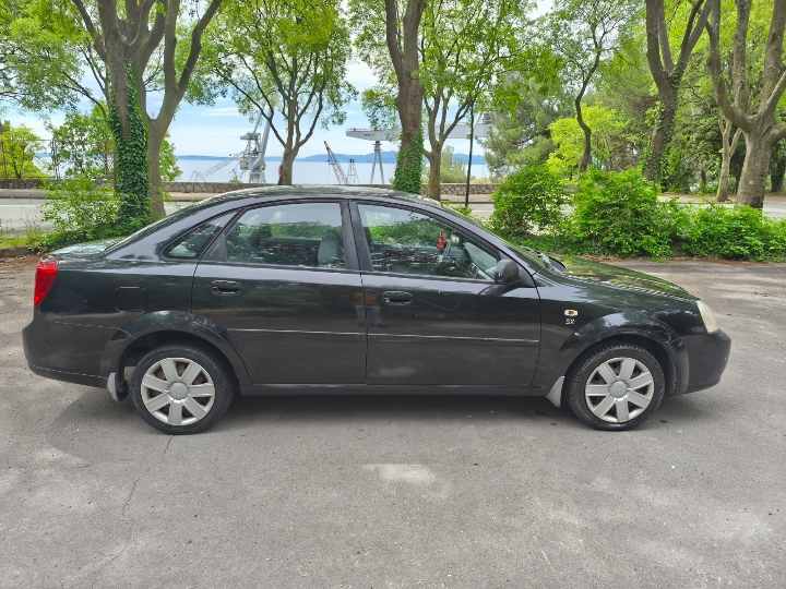 Daewoo Nubira 1.6,16 V 03/27, klima