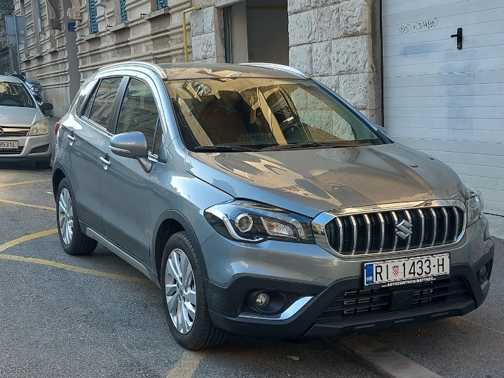 Suzuki JY SX4-Cross